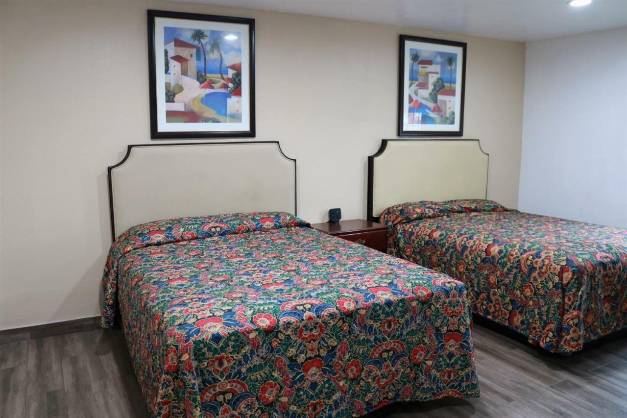 Welcome Inn Motel Монтцлер Екстериор снимка